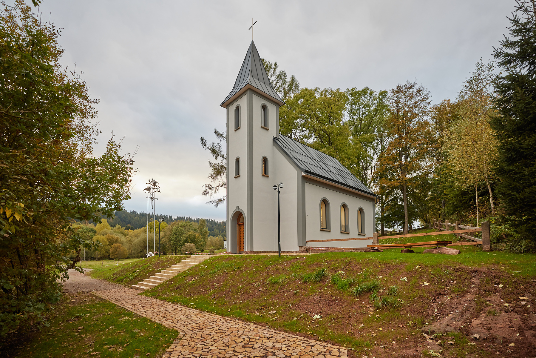 Kaple sv. Josefa ve Slavětíně