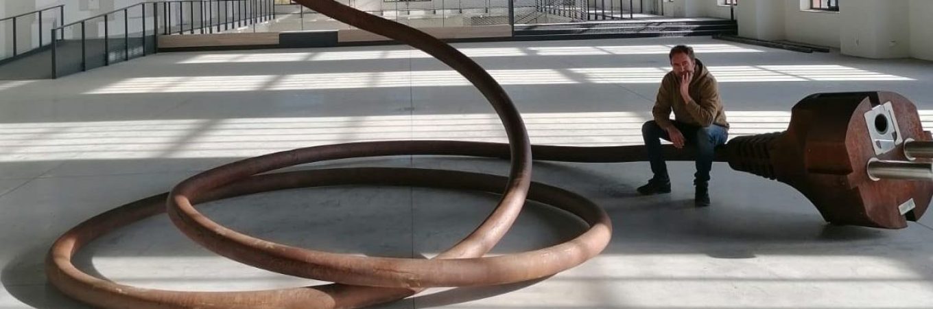 Milan Cais se sochou Disconnected v EPO1